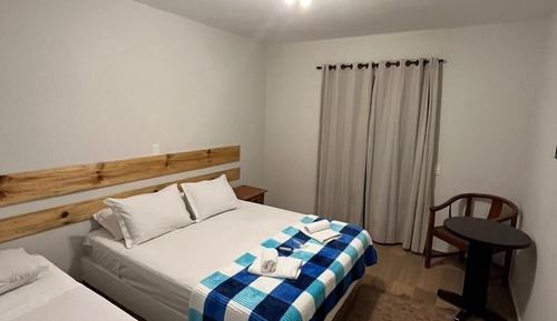 SUITE STANDARD TRIPLA