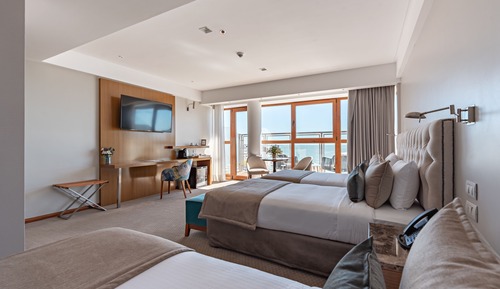 Junior Triple Room, Sea View