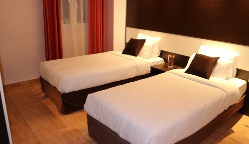 Standard Double or Twin Room, Private Bathroom