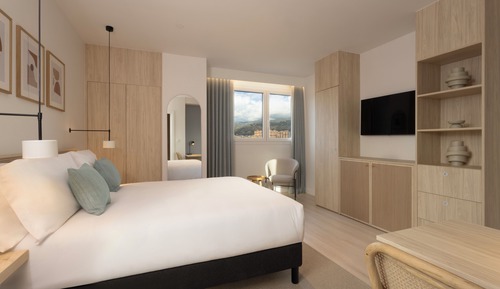 Studio Suite, 1 Queen Bed, Kitchen