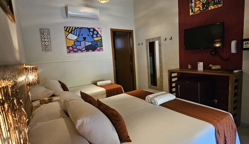 Deluxe Suite, Balcony