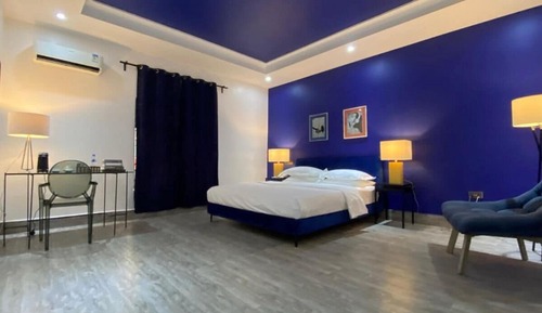 Elite Room