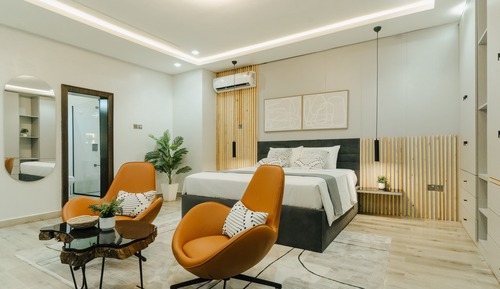 Luxury Studio Suite, 1 King Bed, Non Smoking, Kitchenette