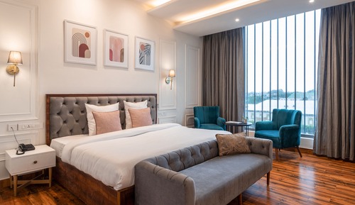 Premium Room, City View