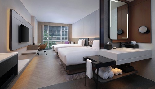Business Room, 2 Double Beds, City View