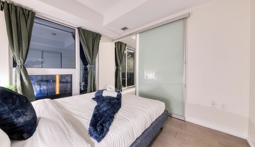 Elite Suite, Multiple Beds, Kitchen, City View