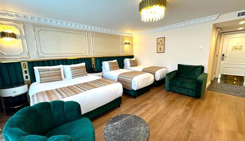 Family Room, 1 Bedroom