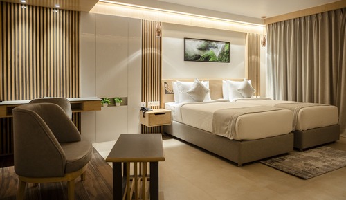 Executive Room, 2 Twin Beds, Non Smoking, City View
