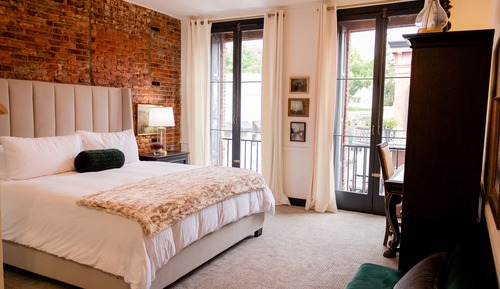 Deluxe Single Room, 1 King Bed, City View