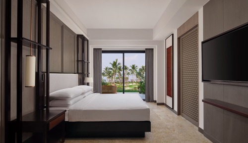 Premium Room, 1 King Bed, Non Smoking