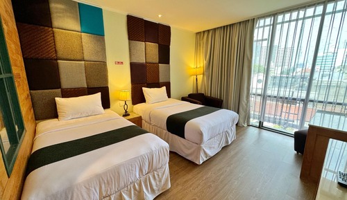 Standard Twin Room