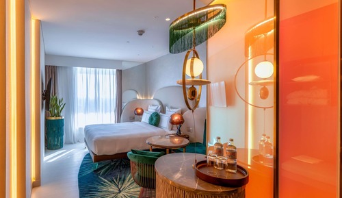 Deluxe Room, 1 King Bed, Balcony