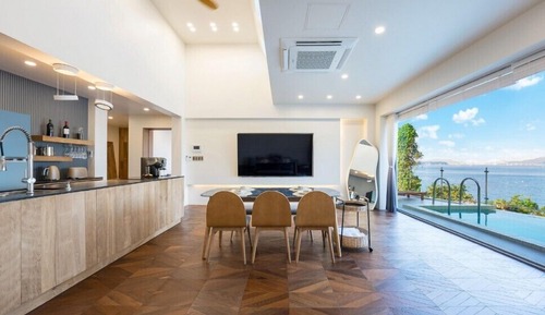 Room (Pool Villa)