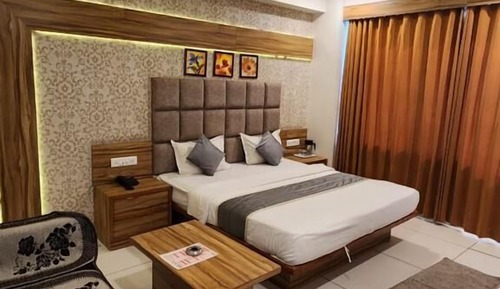 Classic Double Room