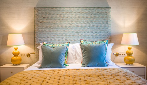 Deluxe Double Room, 1 King Bed, Pool View