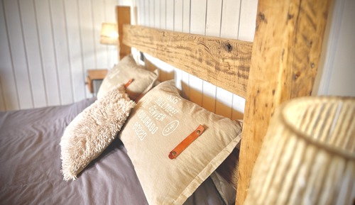 Panoramic Cabin, 1 Bedroom, Lake View, Lakeside (H58)