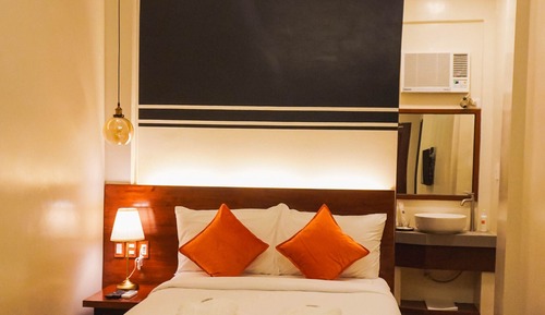 Luxury Room, 1 Queen Bed