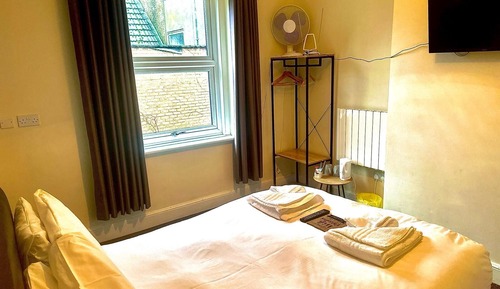 Basic Double Room, 1 Double Bed