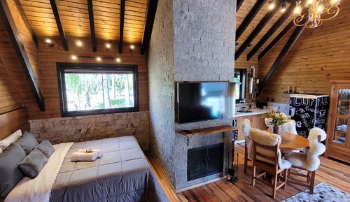 Exclusive Chalet (1)