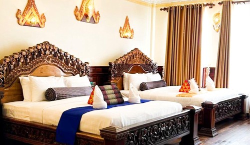 Premier Room