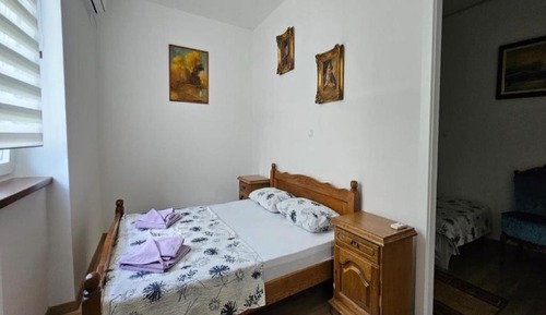 Apartment (Two Bedroom Apartment with Terrace)