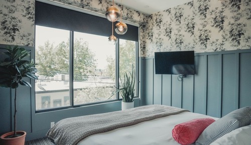 Premium Room, 1 King Bed, Bathtub, City View
