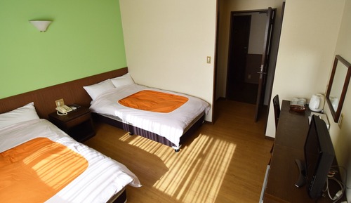 Basic Twin Room