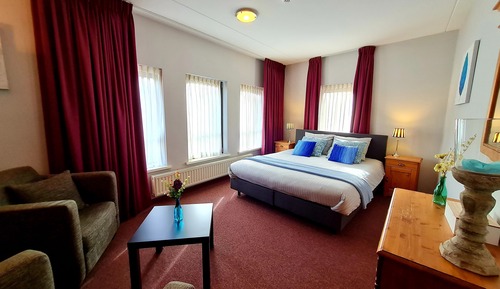 Junior Room