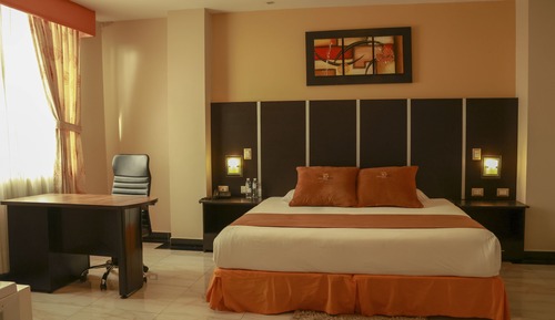 Premium Suite