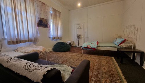Economy Triple Room