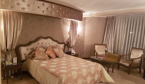 Business Room