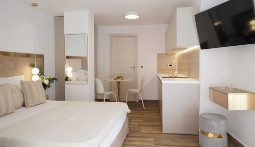 Junior Suite with Mountain View