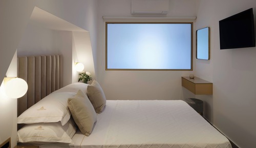 Superior Family Two Bedroom Suite with Sea View