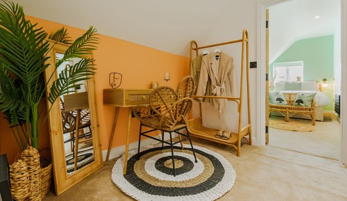 Club Apartment
