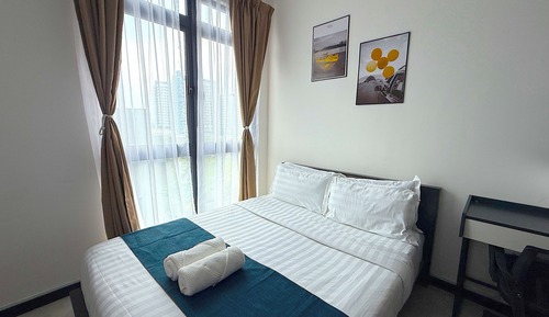 Royal Apartment, 1 Queen Bed, Non Smoking, Kitchen