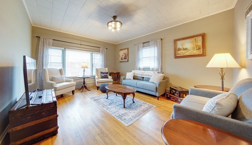 Apartment (2 Bedrooms)