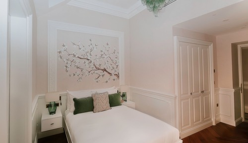 No-View Standard Room