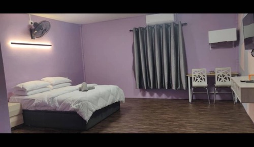 Superior Studio, 1 Queen Bed, Non Smoking