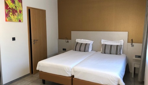 Traditional Apartment, 2 Twin Beds, Kitchen