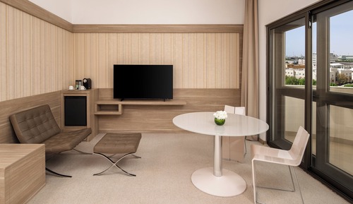 Suite, 1 King Bed, Balcony (Super King)