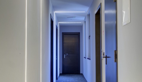 Standard Room, Multiple Beds, Bathtub, City View (11)