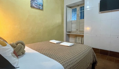 Classic double room with private bathroom