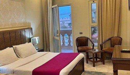 King Room with Garden View