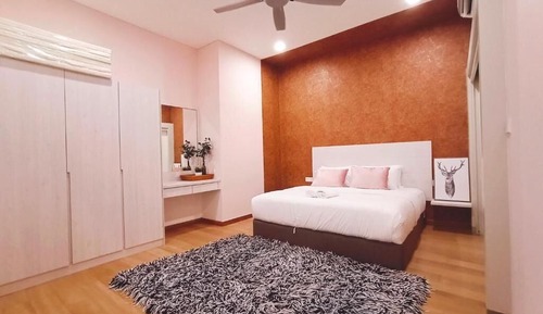 Executive Apartment