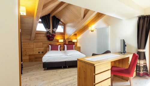 Junior Room