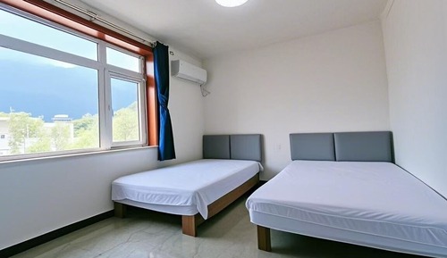 Comfort Room, Private Bathroom, Mountain View