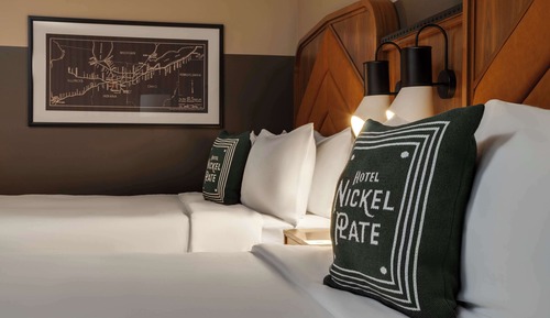 Room, 2 Queen Beds, Bathtub