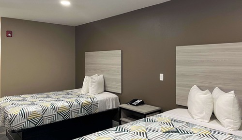 Deluxe Room, 2 Double Beds, Non Smoking