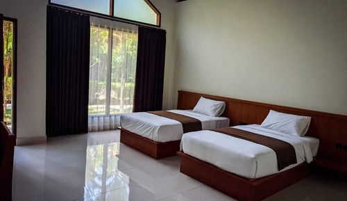 Twin Room, Pool View