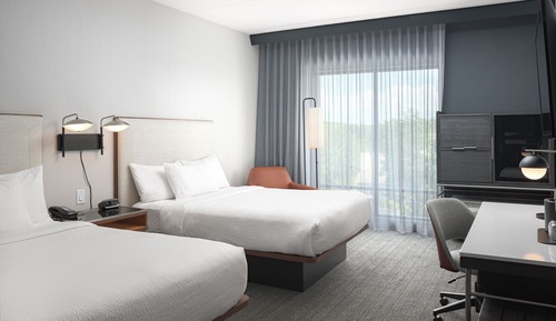 Room, 2 Queen Beds (Mobility Accessible, Tub)